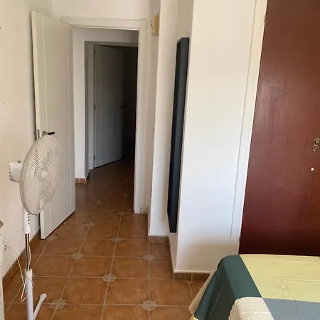 Cozy Torremolinos, Double With Air-conditioning, Pool And Parking توريمولينوس